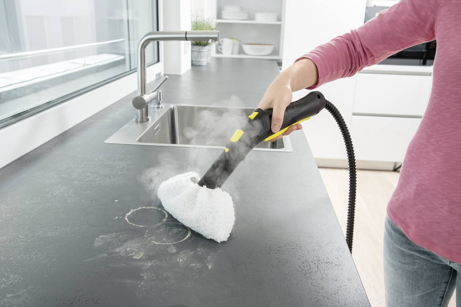 Пароочиститель для дома: какую работу может выполнять и как выбрать подходящую модель