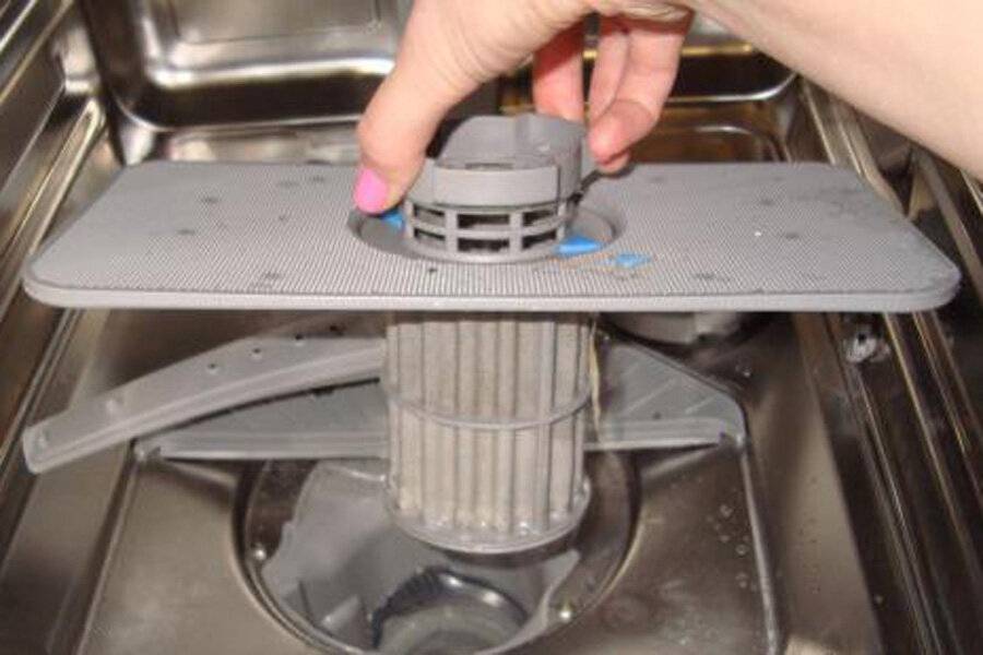5 причин того, что посудомоечная машина набирает и сразу сливает воду