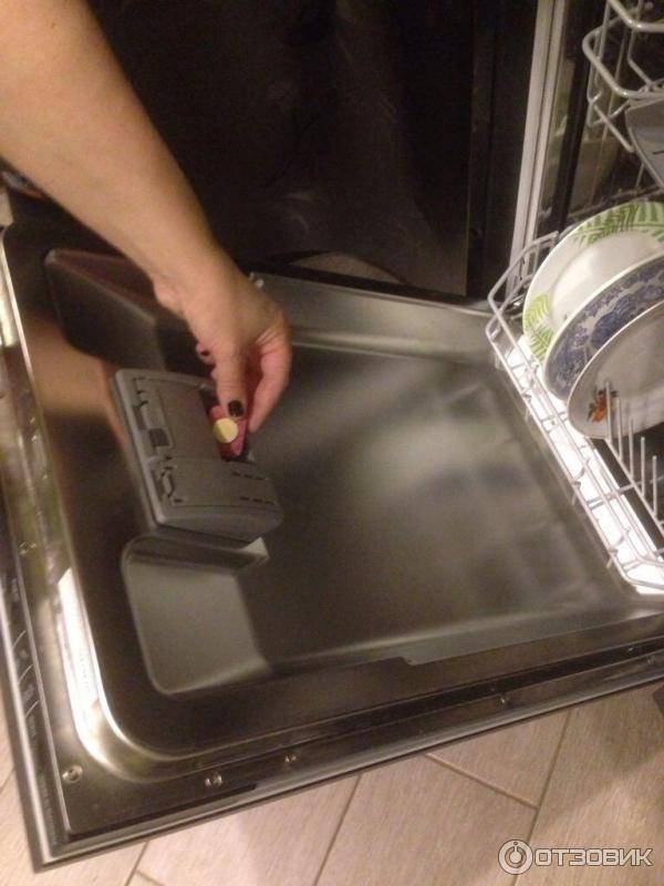 Поднимается вода в посудомоечной машине при отключённой подаче воды - описываем развернуто