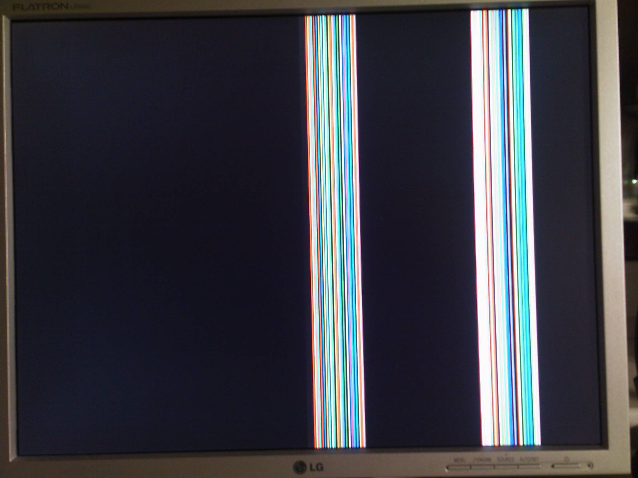 Почему на экране телевизора появились вертикальные или горизонтальные полосы - kupihome.ru