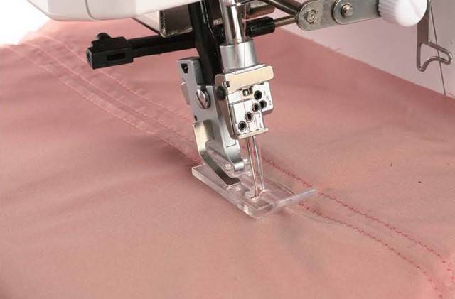 Как шить двойной иглой на швейной машине