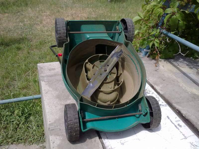 Газонокосилка своими руками: как сделать самодельное устройство для стрижки травы с электрическим двигателем от стиральной машины, пылесоса, бензиновую косилку