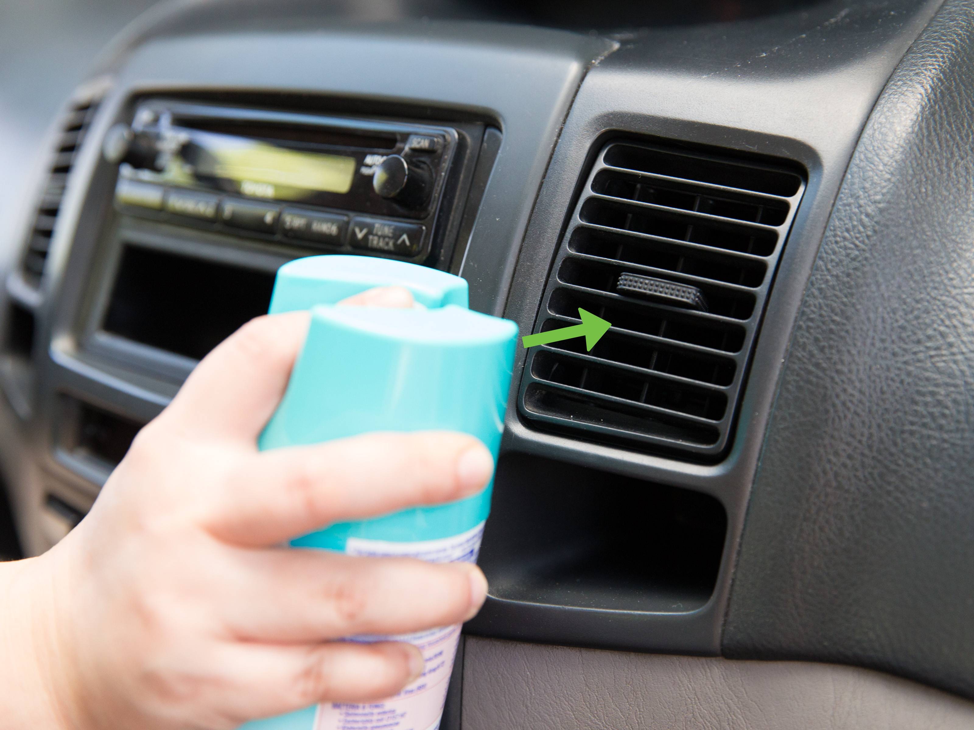 Как убрать запах сырости и плесени в машине: самые легкие и эффективные способы