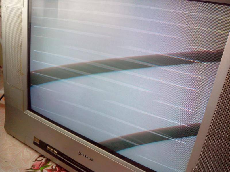 Что делать если на экране телевизора появились полосы