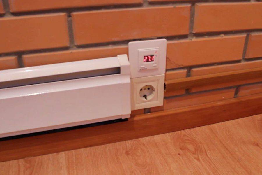 Теплый плинтус вместо радиаторов отопления: когда стоит использовать и топ-10 популярных моделей