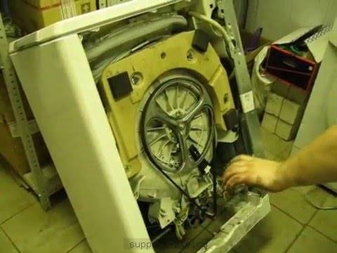 Как снять барабан со стиральной машины: как разобрать и располовинить барабан, как вытащить