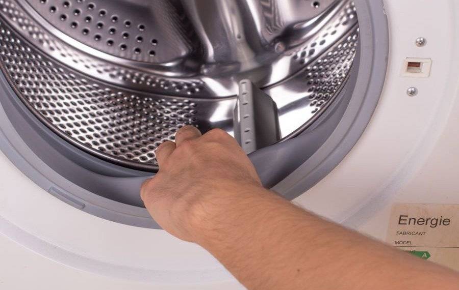 Как открыть барабан стиральной машины?