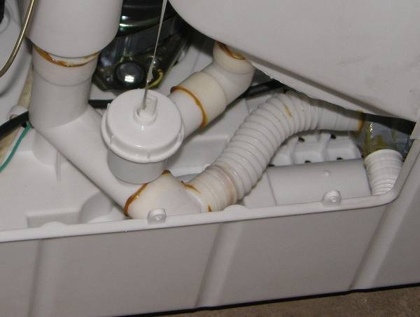 Не работает центрифуга в стиральной машине: советы по ремонту
