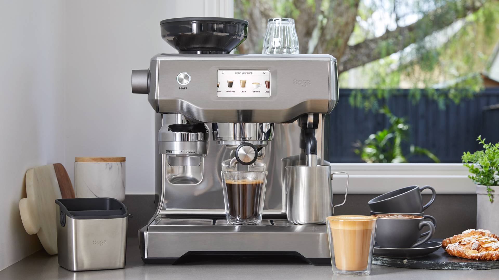 Кофемашина для кафе, кофеен и подобного кофейного бизнеса: как выбрать, на что обратить внимание? общие вводные от эксперта