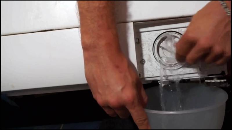 Стиральная машина не сливает воду: почему не работает слив, причины