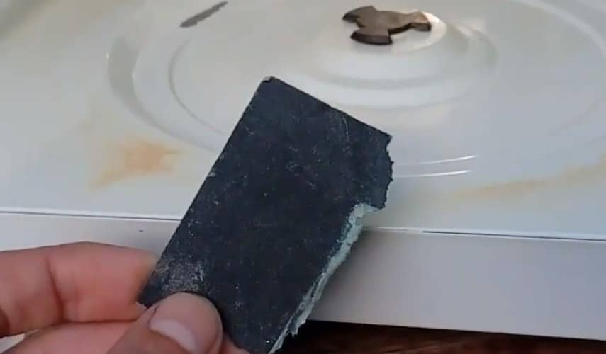 Чем покрасить микроволновку внутри: обновление старого покрытия