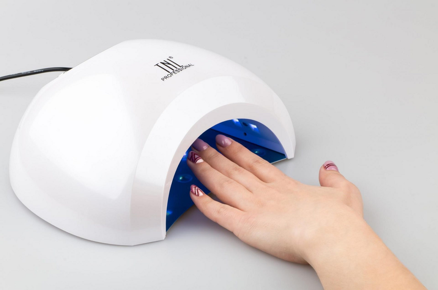 На что следует обратить внимание при выборе лампы для сушки ногтей - сайт о ногтях