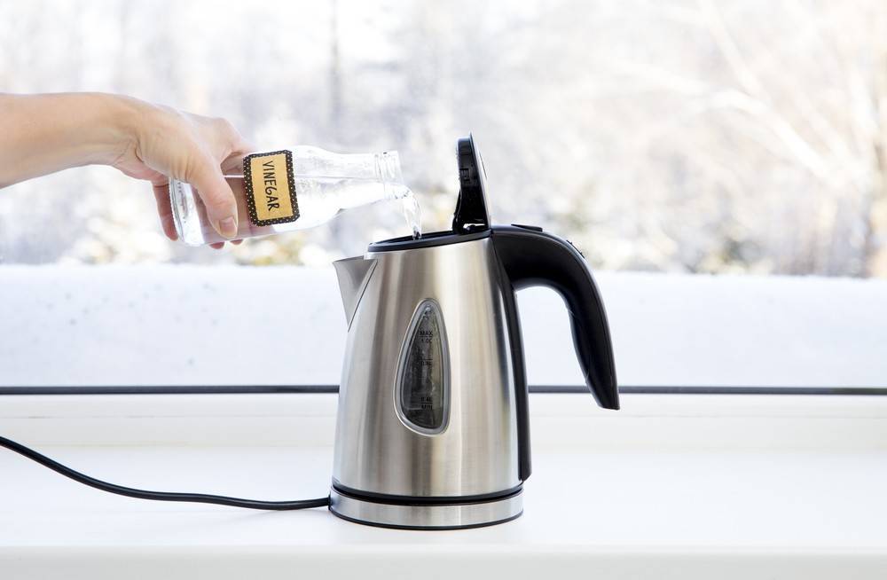 Как убрать запах из нового электрического чайника: что делать, с чем прокипятить