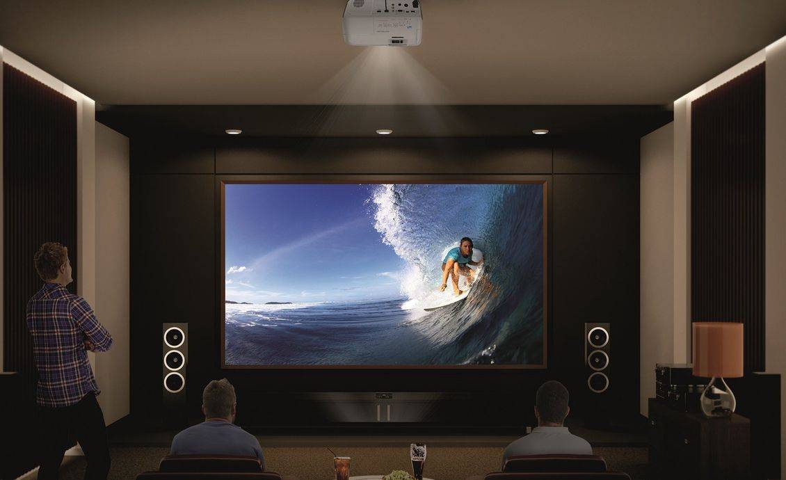 Телевизор или проектор - что лучше для дома: характеристики, плюсы и минусы, топ-5 моделей на 2021-2022 год