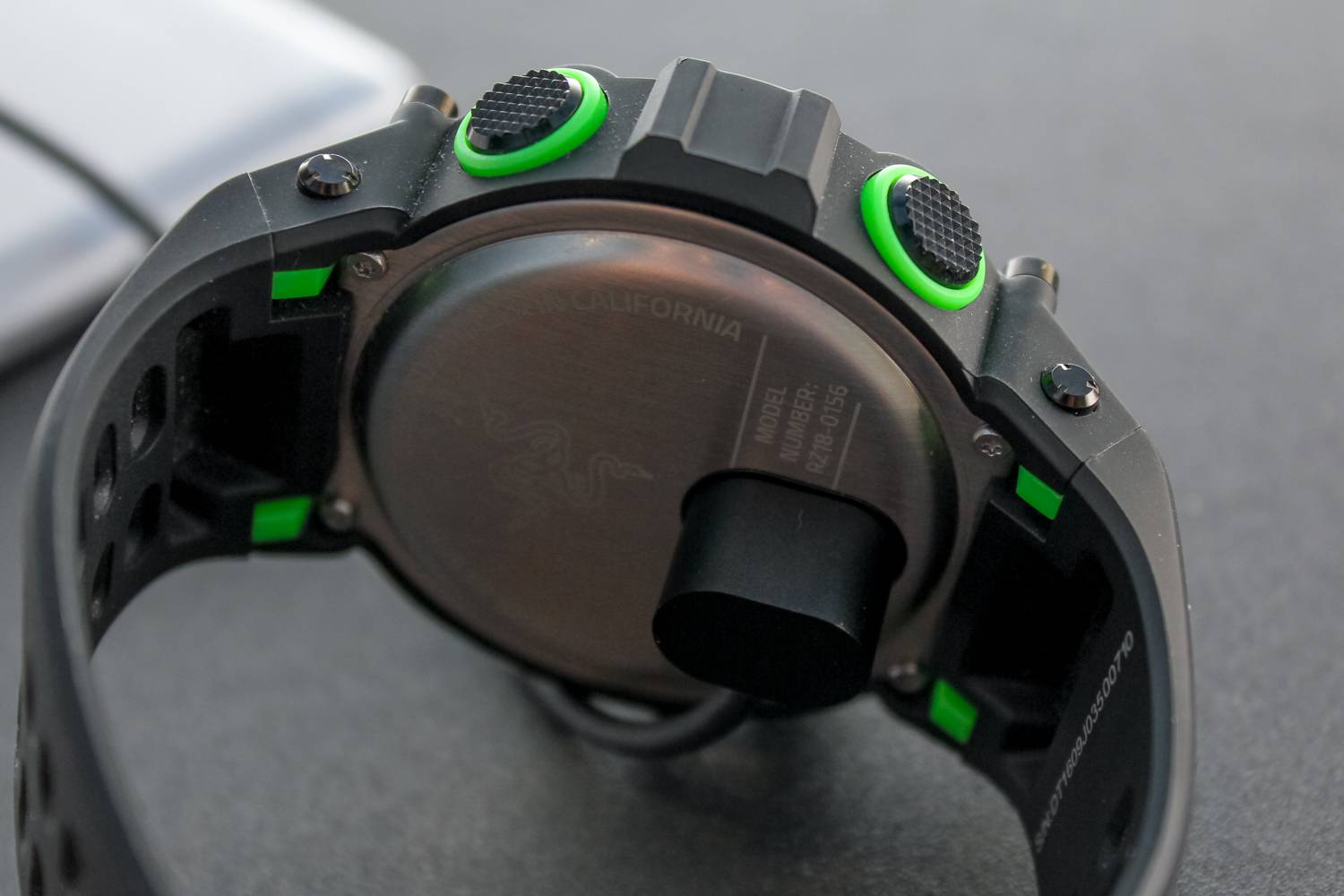Защищенные умные часы с 2 батареями razer nabu watch | электроника в дорогу