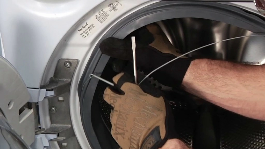 Как правильно сменить манжету люка стиральной машины LG