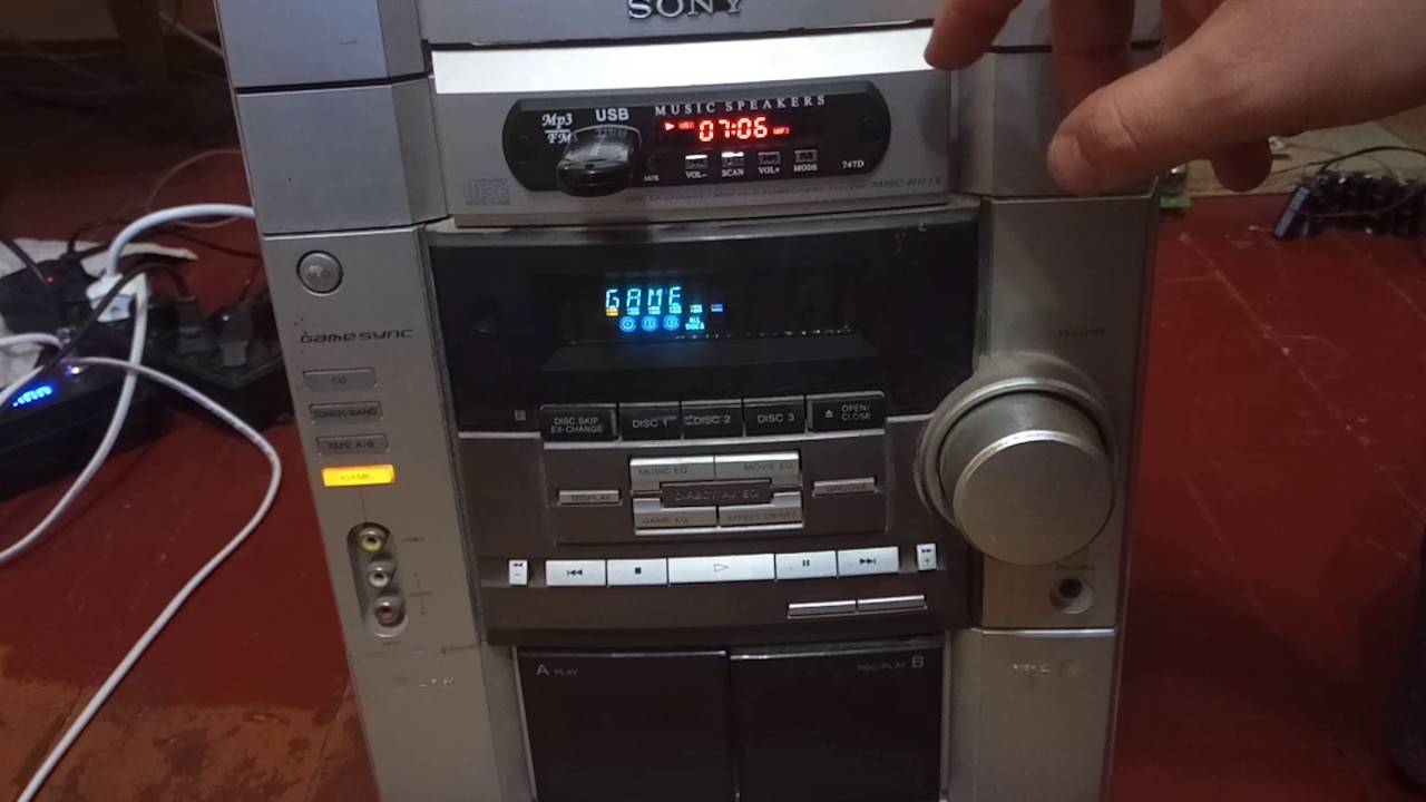 Mp3 плеер в формате компакт-кассеты, с пультом ду и читающий sd/mmc карточки.