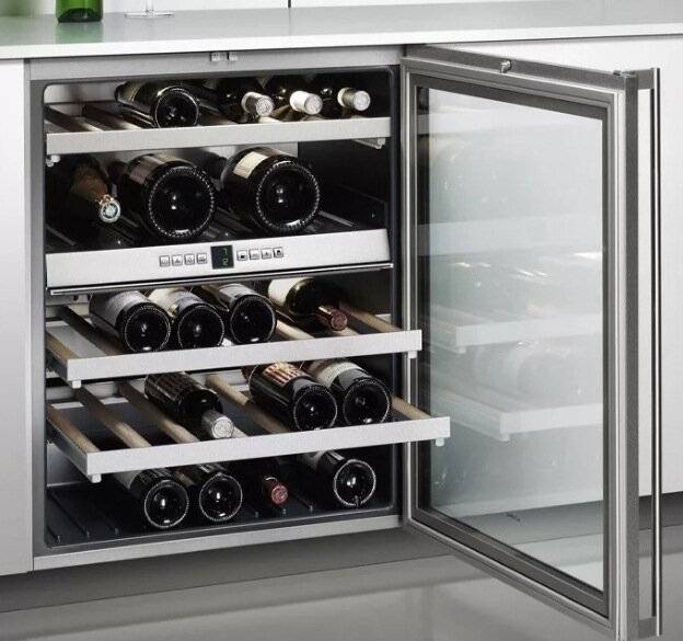 Почему стоит купить винный шкаф для дома