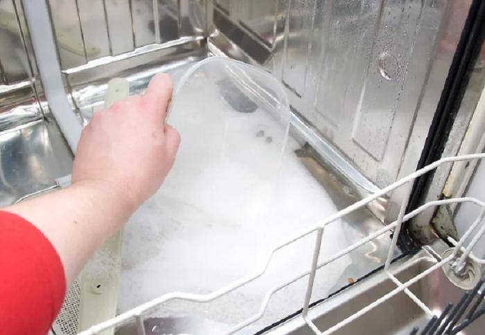 Запах в посудомоечной машине - как избавиться