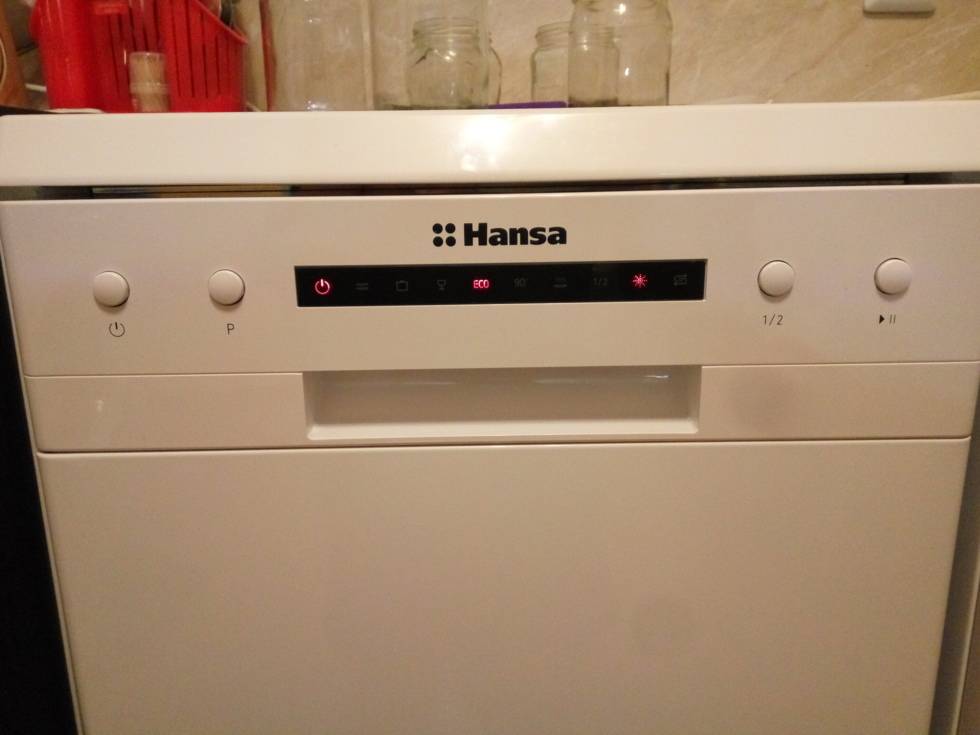 Экономичные посудомоечные машины Hansa