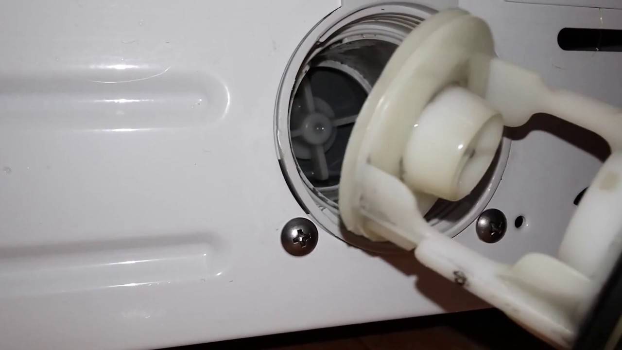Машина автомат не сливает воду