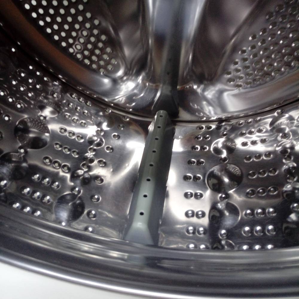Открываем заклинивший барабан стиральной машинки