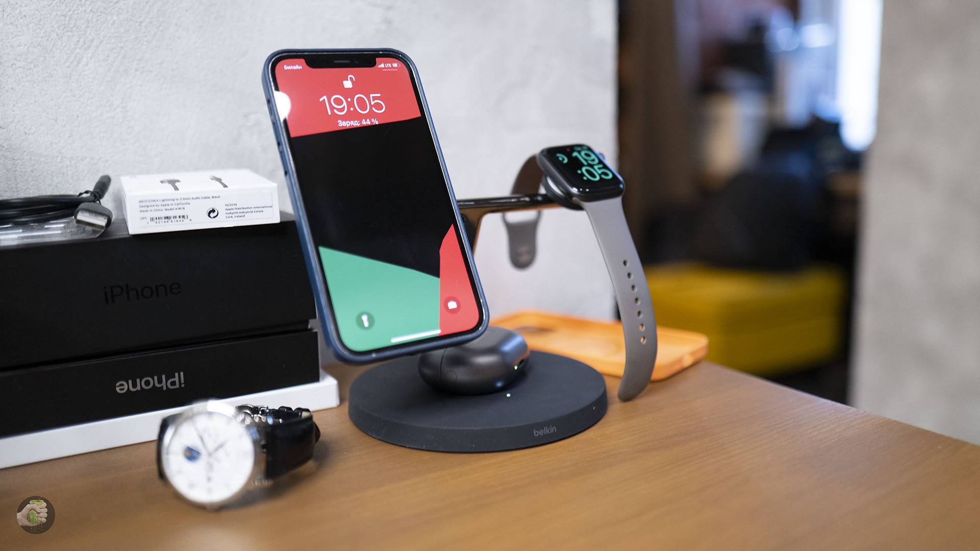 Часы Apple Watch: способы зарядки умного наручного аксессуара