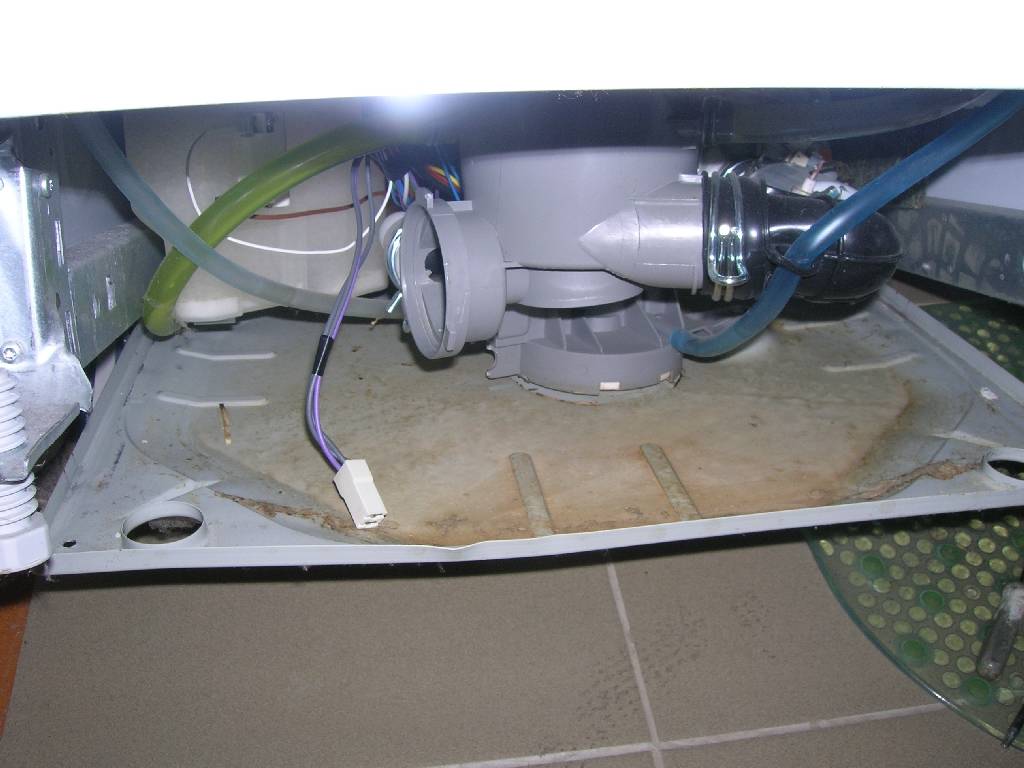 Почему посудомоечная машина не сливает воду? как проверить слив посудомоечной машины?