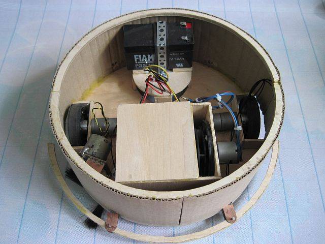 Diy: несложный робот пылесос под arduino своими руками. пошаговая инструкция по изготовлению
