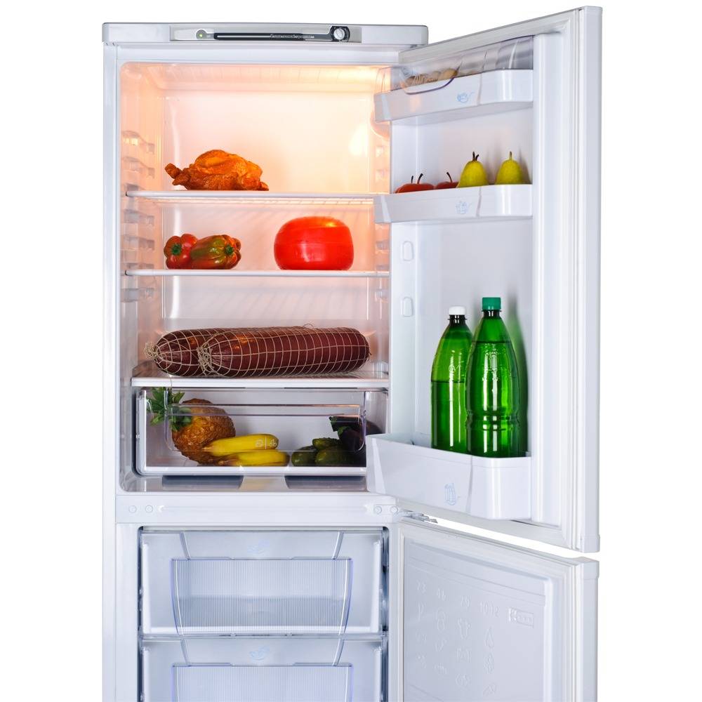 Холодильник индезит двухкамерный модели. Индезит sb15040. Sb15040. Индезит холодильник SB 160.