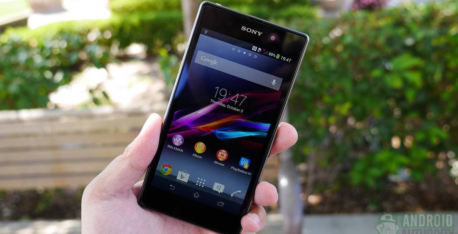 Sony xperia z1 compact — мал, да удал