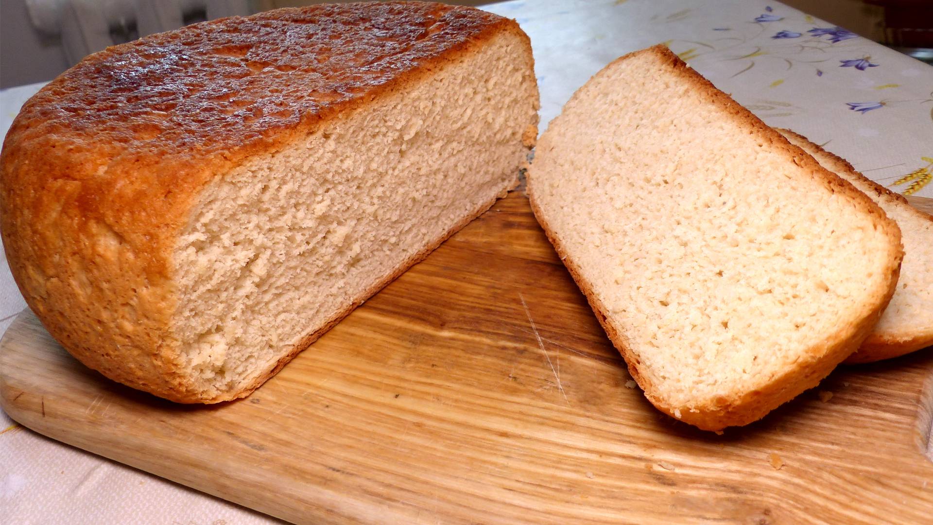 Хлеб в мультиварке на сухих дрожжах: простые рецепты в домашних условиях