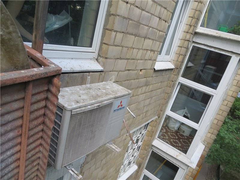 Установка кондиционера на балконе