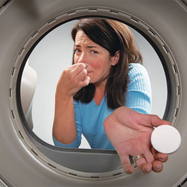 Неприятный запах в стиральной машине: как избавиться?