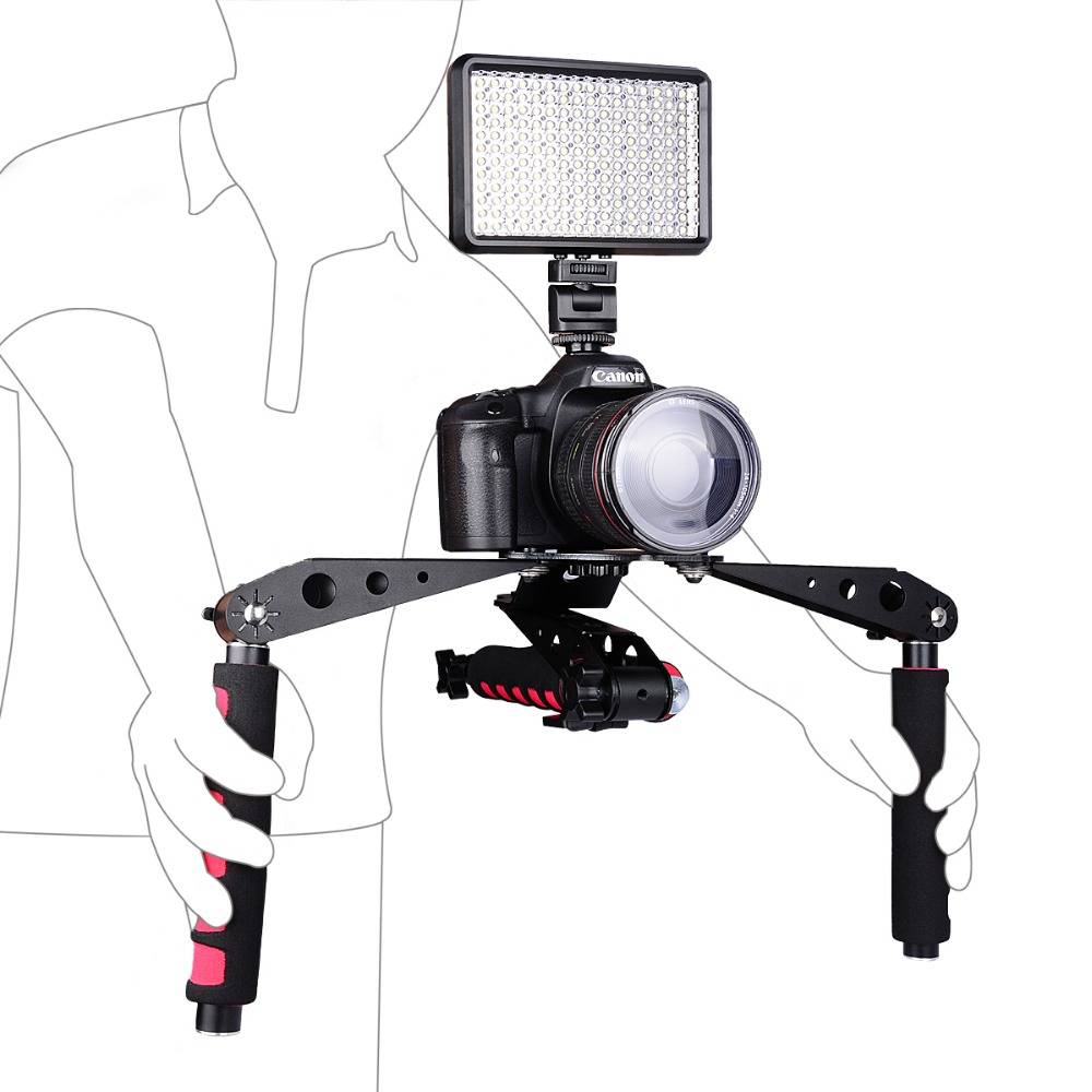 Выбираем аксессуары для видеокамеры: штатив, внешний микрофон, кожух, плечевой упор, накамерный свет