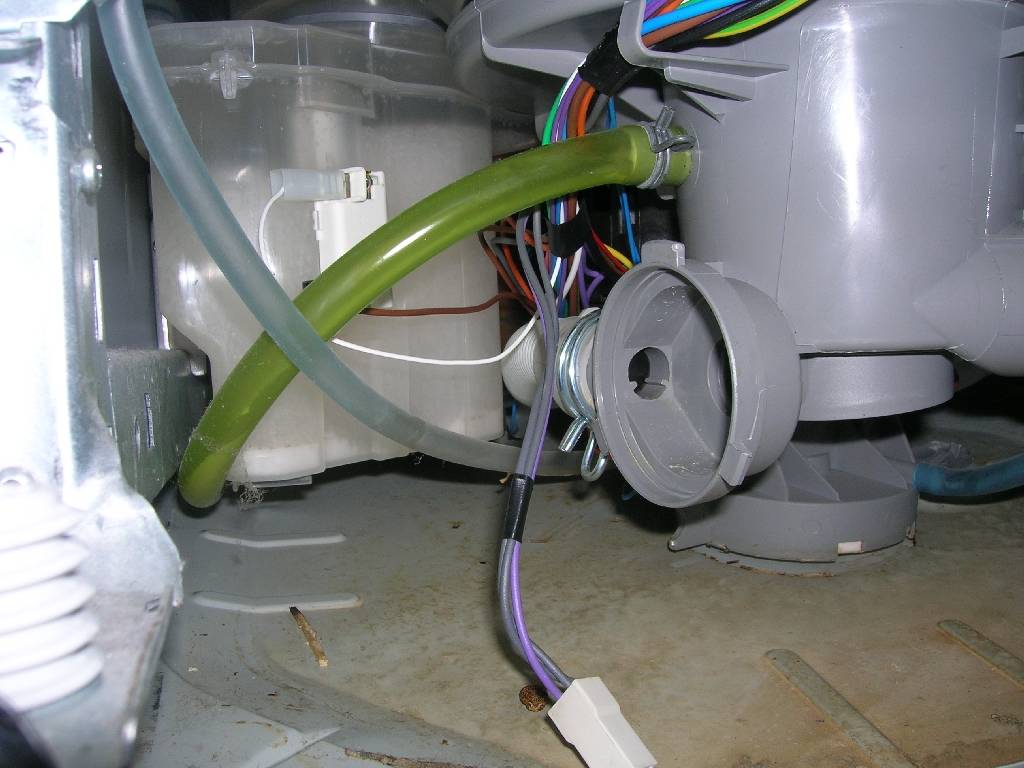 Ремонт посудомоечной машины electrolux своими руками. как самому определить поломку посудомоечной машины